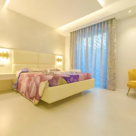 Aleden 4*